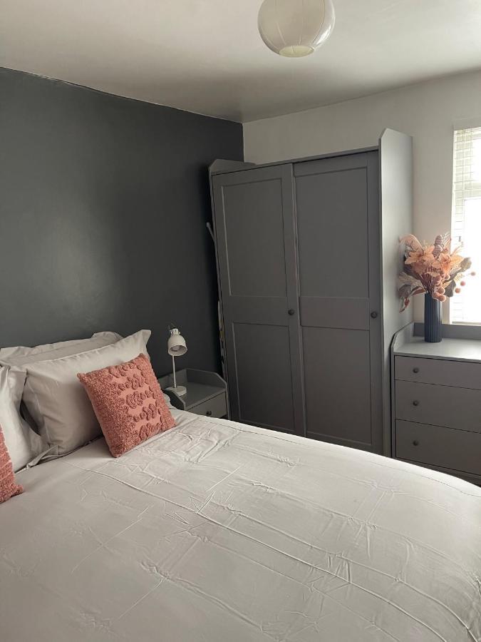 Modern Apartment In Trendy Dalston London Exteriör bild