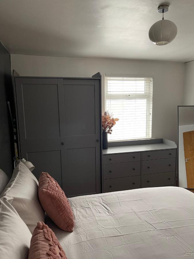 Modern Apartment In Trendy Dalston London Exteriör bild